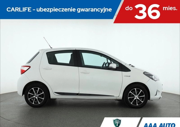 Toyota Yaris cena 61000 przebieg: 43689, rok produkcji 2018 z Radlin małe 211